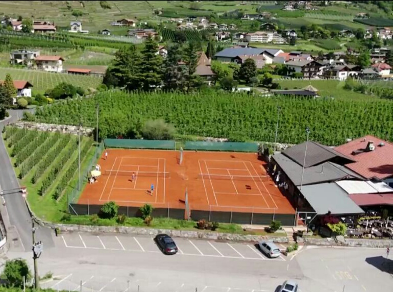 Tennis Algund